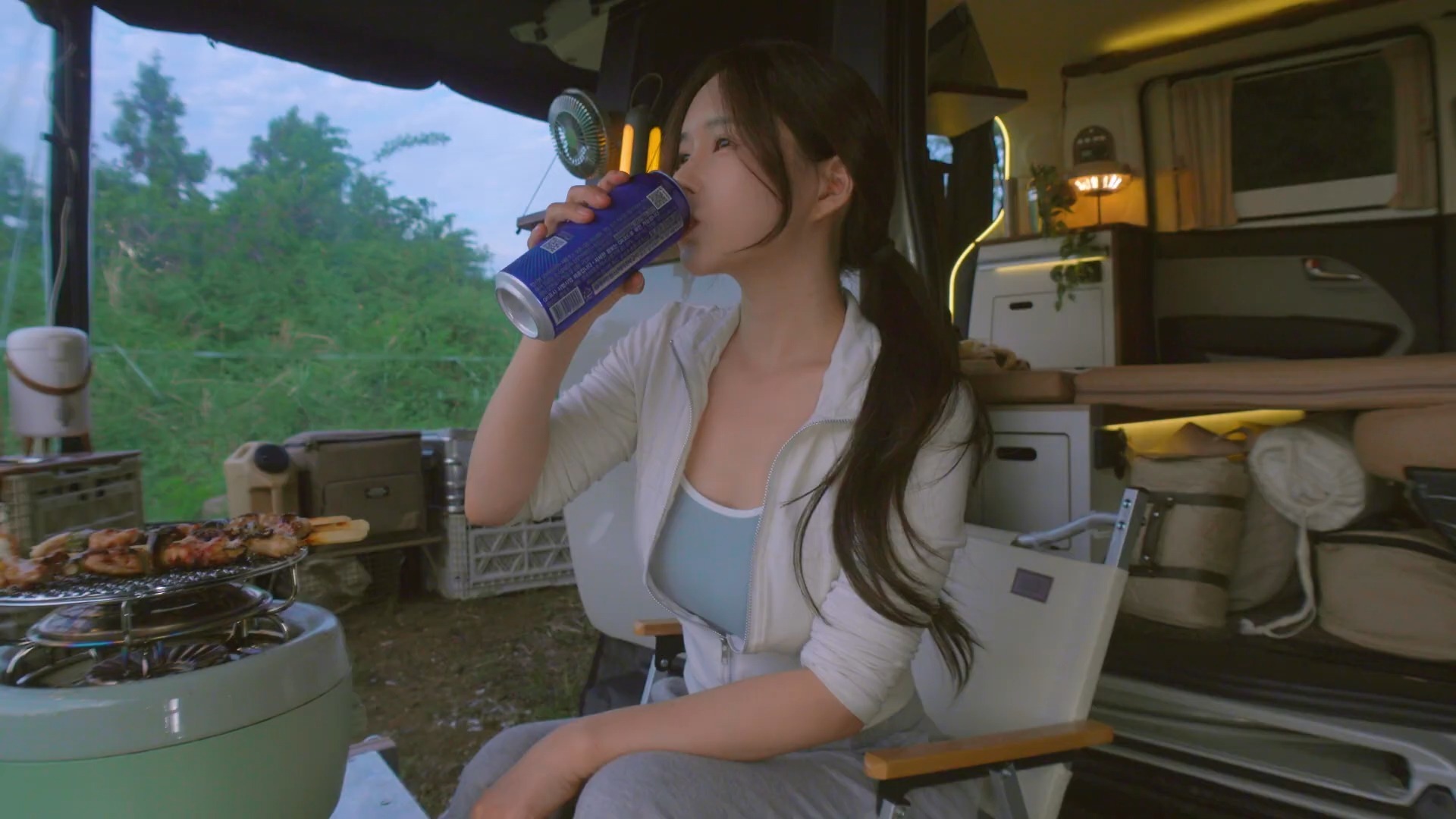 多款国产机器人亮相链博会英伟达展台